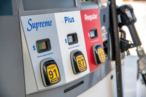 Check Out the Best Tips to Help You Save Money the Next Time You Fill Up Your Gas Tank 